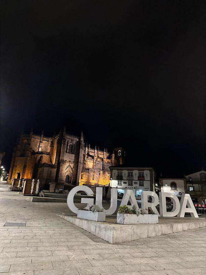Rustico T1 No Centro Cidade Guarda Exterior photo